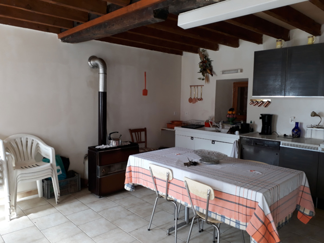 FERME SUR 2.9 HECTARES FERME SUR 2.9 HECTARES