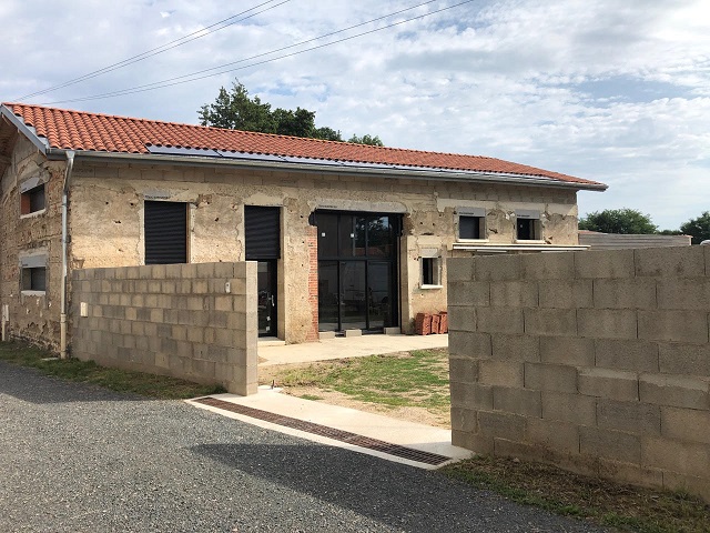 11372/ A72 FEURS 10MN ATYPIQUE GRANDE MAISON 11372/ A72 FEURS 10MN ATYPIQUE GRANDE MAISON
