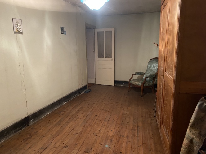 1387/ A89/A72 MAISON DE VILLAGE AVEC TERRAIN - EXCLUSIVITE 1387/ A89/A72 MAISON DE VILLAGE AVEC TERRAIN - EXCLUSIVITE