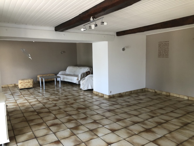 1205 HAUT DE FEURS FERME EQUESTRE 23Ha VUE CALME // VENDUE 1205 HAUT DE FEURS FERME EQUESTRE 23Ha VUE CALME // VENDUE