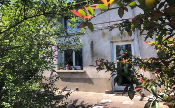 11385 BALBIGNY MAISON AVEC TRAVAUX SUR 1 HECTARE//  VENDUE AU PRIX
